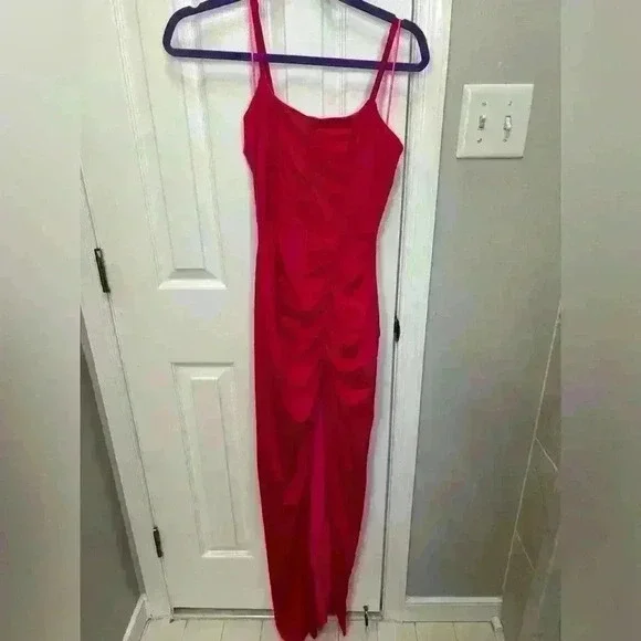 Showpo TRINAH CORSET MAXI DRESS IN PINK US4 EUC - Picture 5 of 8